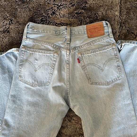 Levi’s 501 Skinny - Picture 5 of 5